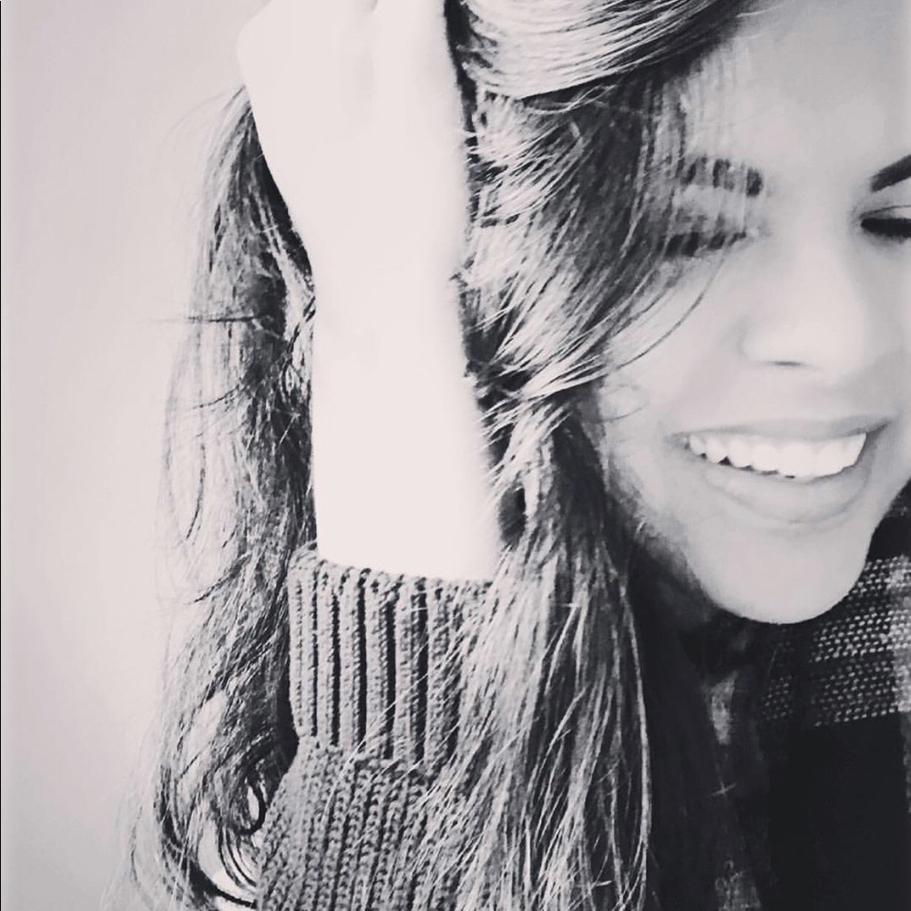 Meet your Posher, Varsha